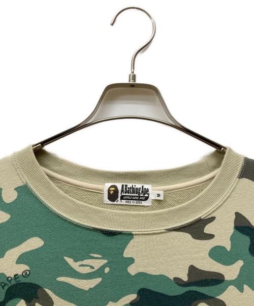 A BATHING APE（ア ベイシング エイプ）A BATHING APE (ア ベイシング エイプ) Woodland Camo Loose Fit Crewneck グリーン サイズ:Mの古着・服飾アイテム