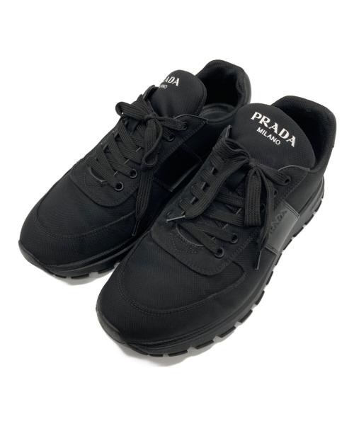 PRADA（プラダ）PRADA (プラダ) リ ナイロン レザー 切り替え ローカットスニーカー ブラック サイズ:8の古着・服飾アイテム