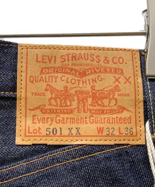 LEVI'S（リーバイス）LEVI'S (リーバイス) 1955年復刻版 501デニムパンツ インディゴ サイズ:SIZE 81cm (W32) 未使用品の古着・服飾アイテム