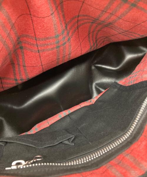 Schott（ショット）Schott (ショット) PADDED LEATHER BANANA BAG ブラックの古着・服飾アイテム