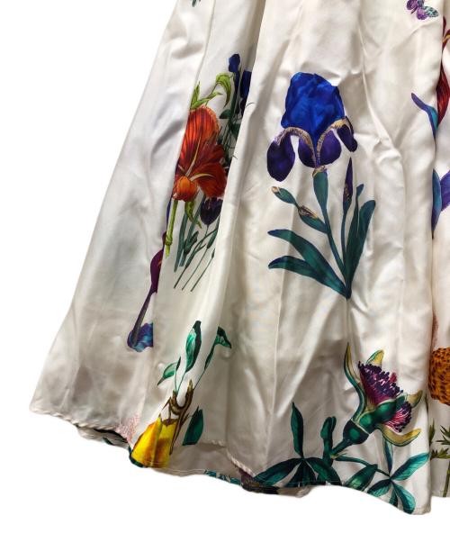 CABAN（キャバン）CABaN (キャバン) IBIZAプリントロングスカート ホワイト サイズ:Fの古着・服飾アイテム