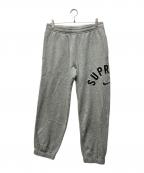 NIKE×SUPREMEナイキ×シュプリーム）の古着「Arc Sweatpant」｜グレー