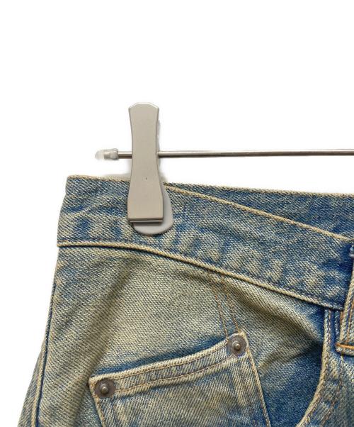 NVRFRGT（ネヴァーフォーゲット）NVRFRGT (ネヴァーフォーゲット) 3D TWISTED WIDE LEG JEANS インディゴ サイズ:１の古着・服飾アイテム