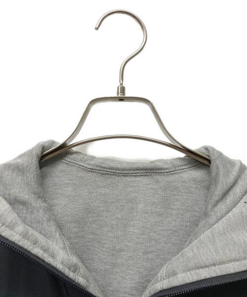 PRADA SPORTS（プラダスポーツ）PRADA SPORTS (プラダスポーツ) リバーシブルナイロンパーカー ネイビー サイズ:SIZE 44の古着・服飾アイテム