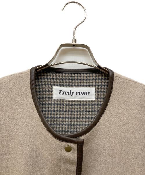 fredy emue（フレディエミュ）fredy emue (フレディエミュ) パイピング ポンチョコート アイボリー サイズ:38の古着・服飾アイテム