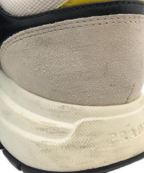 PRADA（プラダ）PRADA (プラダ) Plain Leather Logo Sneakers ホワイト サイズ:6の古着・服飾アイテム