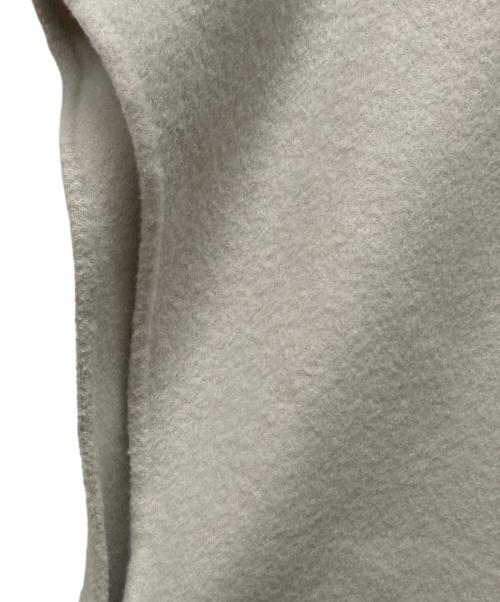 BABYLONE（バビロン）BABYLONE (バビロン) リバーポンチョ ベージュ サイズ:FREE 未使用品の古着・服飾アイテム