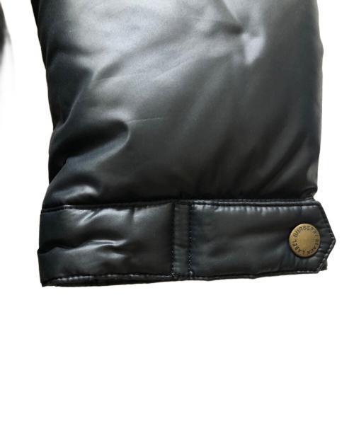 BURBERRY BLACK LABEL（バーバリーブラックレーベル）BURBERRY BLACK LABEL (バーバリーブラックレーベル) バーバリーチェックライニング ラクーンファー ダウンジャケット ブラック サイズ:Mの古着・服飾アイテム