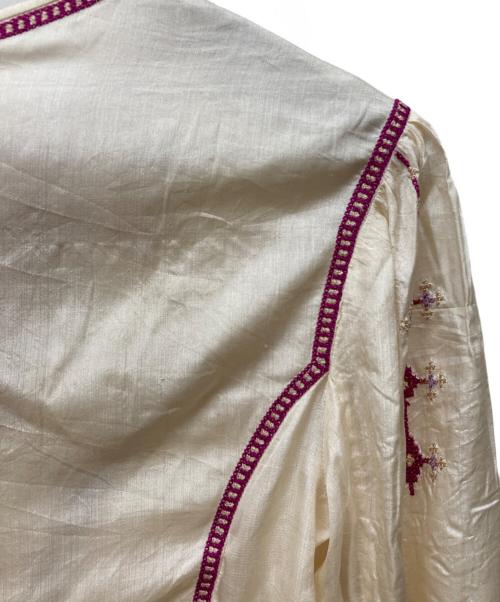 ISABEL MARANT ETOILE（イザベルマランエトワール）ISABEL MARANT ETOILE (イザベルマランエトワール) 刺繍ブラウス ベージュ サイズ:SIZE 36の古着・服飾アイテム