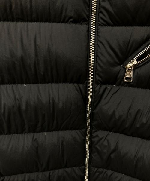 MONCLER（モンクレール）MONCLER (モンクレール) SAMALENS ダウンジャケット ブラック サイズ:SIZE 4の古着・服飾アイテム