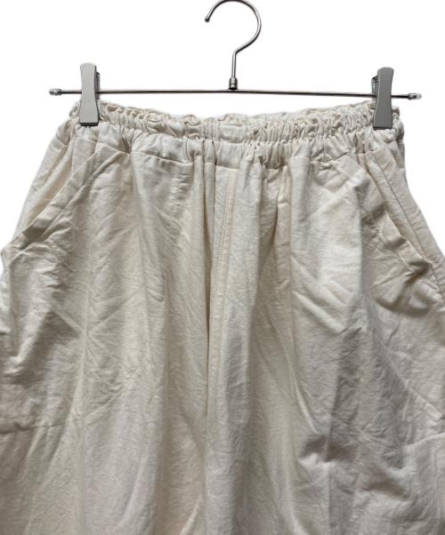 UZUIRO（ウズイロ）UZUiRO (ウズイロ) バルーンパンツ アイボリー サイズ:なしの古着・服飾アイテム