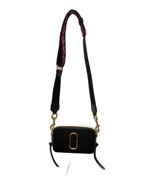 MARC JACOBS（マークジェイコブズ）MARC JACOBS (マークジェイコブス) SNAPSHOT ショルダーバッグ ブラック×ピンクの古着・服飾アイテム