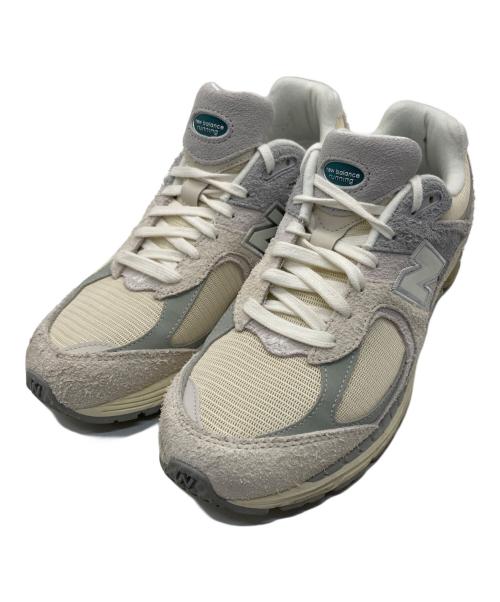 NEW BALANCE（ニューバランス）NEW BALANCE (ニューバランス) 2002R GORE-TEX アイボリー サイズ:SIZE 27cmの古着・服飾アイテム