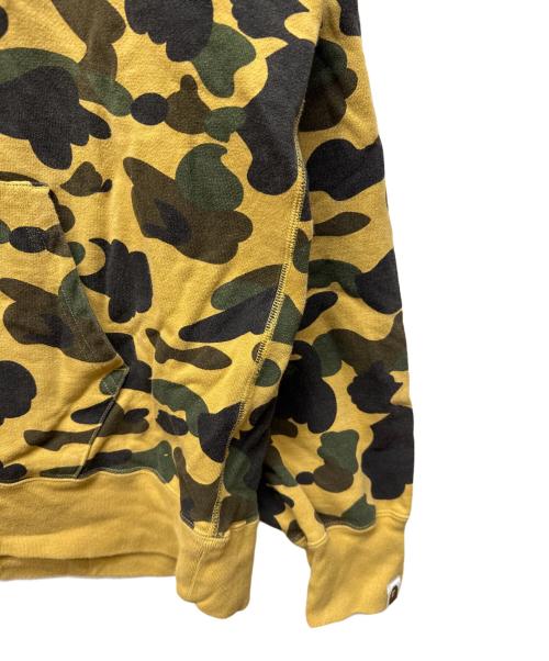 A BATHING APE（ア ベイシング エイプ）A BATHING APE (ア ベイシング エイプ) カモカレッジロゴパーカー イエロー サイズ:2XLの古着・服飾アイテム