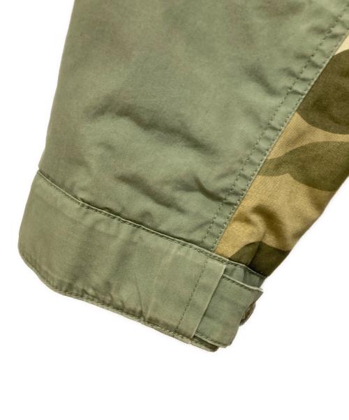 A BATHING APE（ア ベイシング エイプ）A BATHING APE (ア ベイシング エイプ) カモ切替モッズコート カーキ サイズ:SIZE XLの古着・服飾アイテム