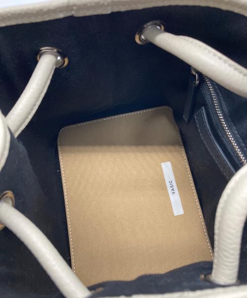 VASIC（ヴァジック）VASIC (ヴァジック) BOND MINI アイボリーの古着・服飾アイテム