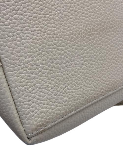 VASIC（ヴァジック）VASIC (ヴァジック) BOND MINI アイボリーの古着・服飾アイテム