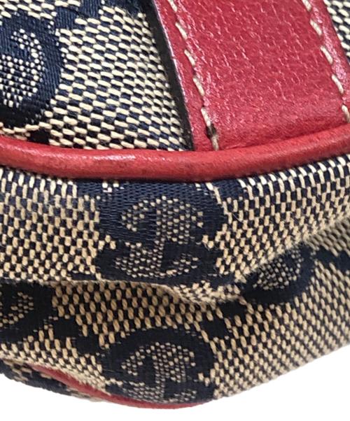 GUCCI（グッチ）GUCCI (グッチ) GGワンショルダーバッグ レッドの古着・服飾アイテム