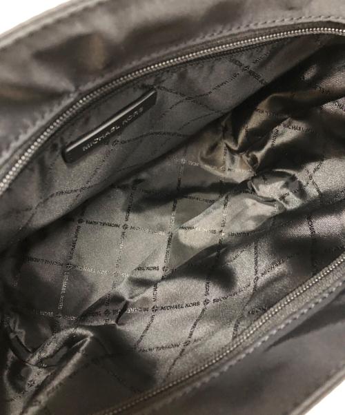 MICHAEL KORS（マイケル・コース）MICHAEL KORS (マイケル・コース) KHAI カーゴ ポケット トート スモール ブラックの古着・服飾アイテム