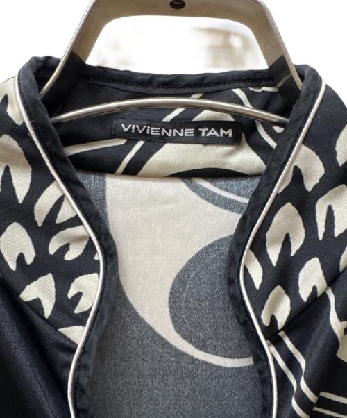 VIVIENNE TAM（ヴィヴィアンタム）VIVIENNE TAM (ヴィヴィアンタム) 総柄セットアップブラウス ブラックの古着・服飾アイテム