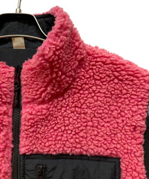 stussy（ステューシー）stussy (ステューシー) Sherpa Reversible Vest ブラック×ピンク サイズ:Lの古着・服飾アイテム