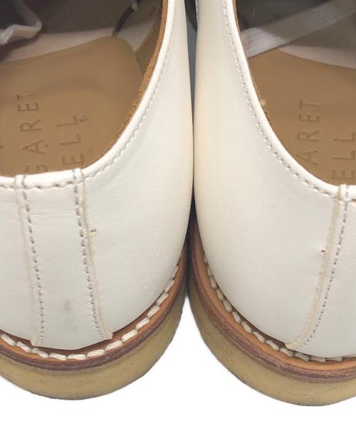 MARGARET HOWELL（マーガレットハウエル）MARGARET HOWELL (マーガレットハウエル) クレープソール ダービーシューズ ホワイト サイズ:6 1/2の古着・服飾アイテム