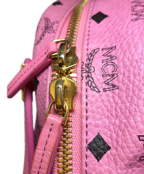 MCM（エムシーエム）MCM (エムシーエム) ヴィセトス スタッズ バックパック ピンクの古着・服飾アイテム