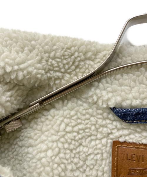 LEVI'S（リーバイス）LEVI'S (リーバイス) TYPE I シェルパ トラッカージャケット インディゴ サイズ:Mの古着・服飾アイテム