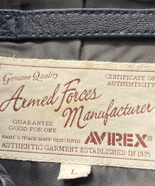 AVIREX（アヴィレックス）AVIREX (アヴィレックス) PATCHED TRUCKER JACKET ブラック サイズ:SIZE Lの古着・服飾アイテム