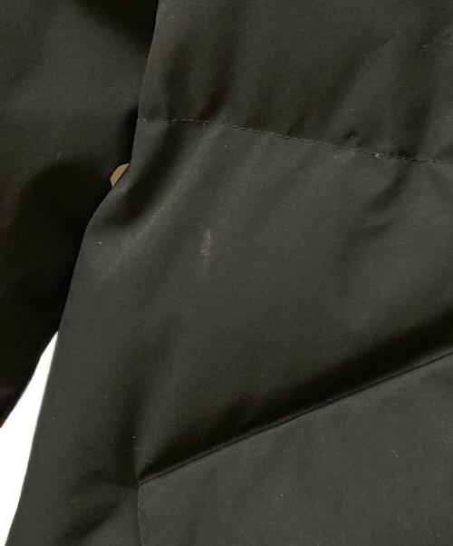 nano・universe（ナノ・ユニバース）nano・universe (ナノ・ユニバース) ソロテックスラミネートAラインダウン ブラック サイズ:SIZE 38の古着・服飾アイテム