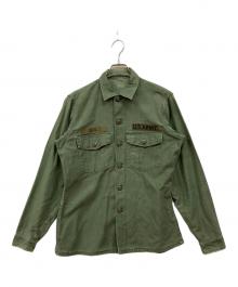US ARMY（ユーエスアーミー）の古着「ミリタリーシャツ」｜カーキ