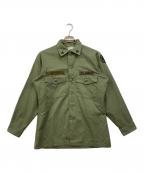 US ARMYユーエスアーミー）の古着「ミリタリーシャツ」｜カーキ