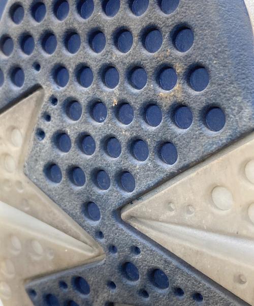 NIKE（ナイキ）NIKE (ナイキ) スニーカー ホワイト サイズ:27.5の古着・服飾アイテム