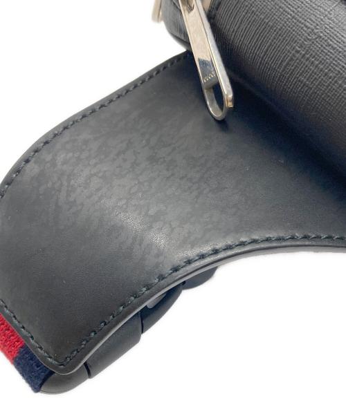 GUCCI（グッチ）GUCCI (グッチ) GGスプリーム ボディバッグ グレーの古着・服飾アイテム