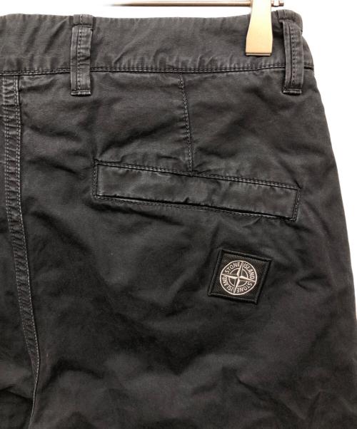 STONE ISLAND（ストーンアイランド）STONE ISLAND (ストーンアイランド) ロゴパッチウォッシュドトラウザーパンツ ブラック サイズ:28の古着・服飾アイテム