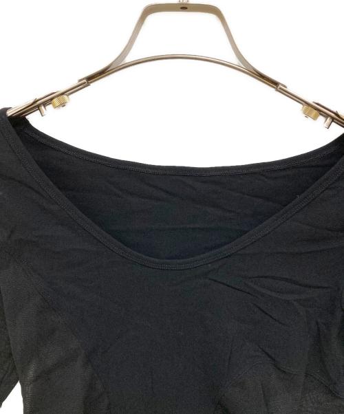 ISSEY MIYAKE（イッセイミヤケ）ISSEY MIYAKE (イッセイミヤケ) シースルートップス ブラック サイズ:2の古着・服飾アイテム
