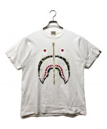 A BATHING APE（アベイシングエイプ）の古着「シャークTシャツ」｜ホワイト