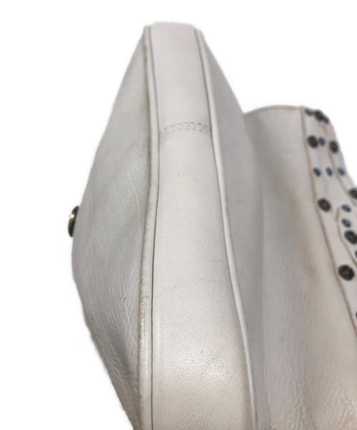 DOLCE & GABBANA（ドルチェ＆ガッバーナ）DOLCE & GABBANA (ドルチェ＆ガッバーナ) バックル付きミニハンドバッグ ホワイトの古着・服飾アイテム