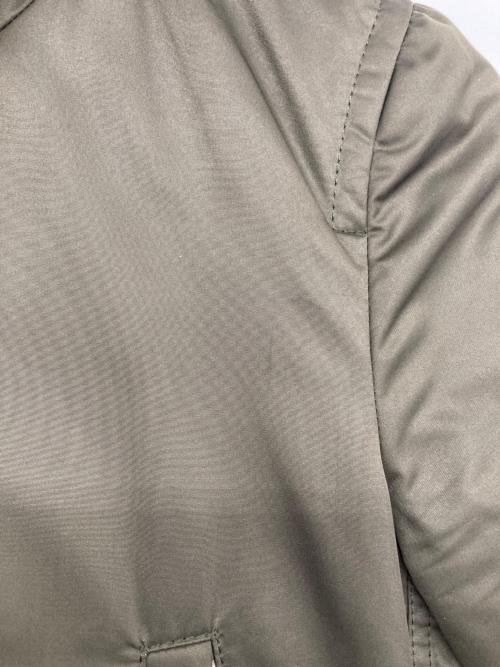 BURBERRY BLUE LABEL（バーバリー ブルー レーベル）BURBERRY BLUE LABEL (バーバリー ブルー レーベル) ラクーンファー ダウンジャケット オリーブ サイズ:38の古着・服飾アイテム