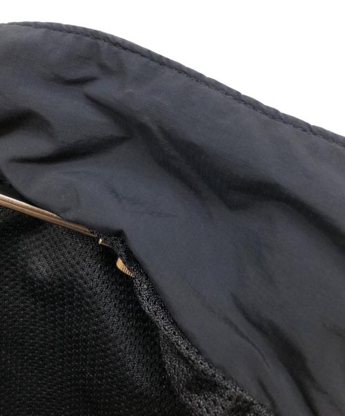 SUPREME（シュプリーム）Supreme (シュプリーム) 23FW LOGO PIPING HOODED JACKET ブラック サイズ:Sの古着・服飾アイテム