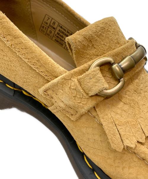 Dr.Martens（ドクターマーチン）Dr.Martens (ドクターマーチン) ADRIAN SNAFFLE スエードビットローファー ブラウン サイズ:UK7の古着・服飾アイテム