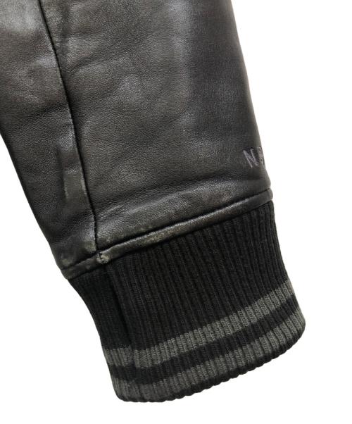 NIKE（ナイキ）NIKE (ナイキ) ラムレザースリーブスタジャン ブラック サイズ:Sの古着・服飾アイテム