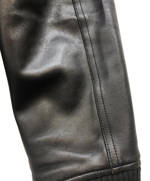 NIKE（ナイキ）NIKE (ナイキ) ラムレザースリーブスタジャン ブラック サイズ:Sの古着・服飾アイテム