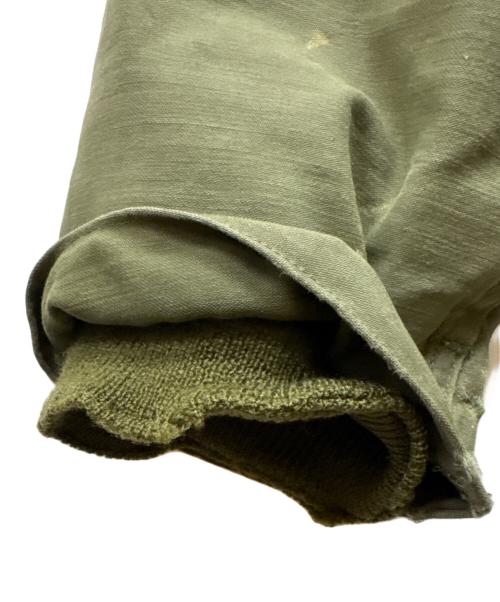 U'S NAVY（ユーエスネイビー）U'S NAVY (ユーエスネイビー) a-2デッキジャケット カーキ サイズ:不明の古着・服飾アイテム