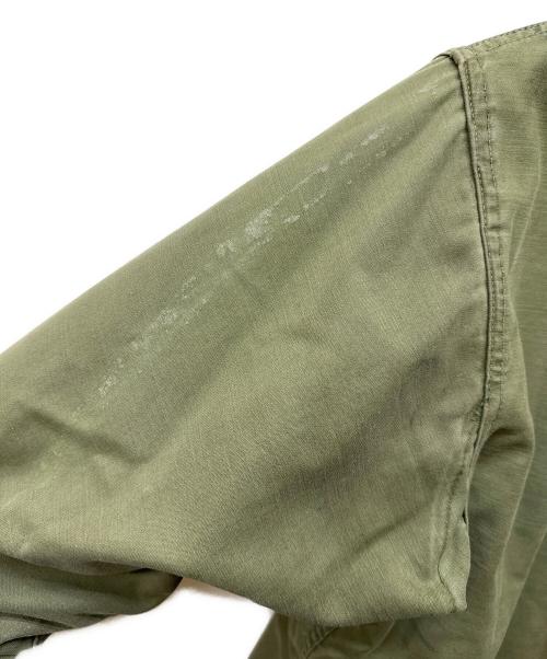 U'S NAVY（ユーエスネイビー）U'S NAVY (ユーエスネイビー) a-2デッキジャケット カーキ サイズ:不明の古着・服飾アイテム