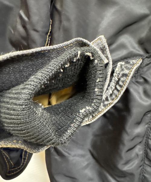 AVIREX（アヴィレックス）AVIREX (アヴィレックス) デニム切替フライトジャケット ブラック サイズ:Mの古着・服飾アイテム