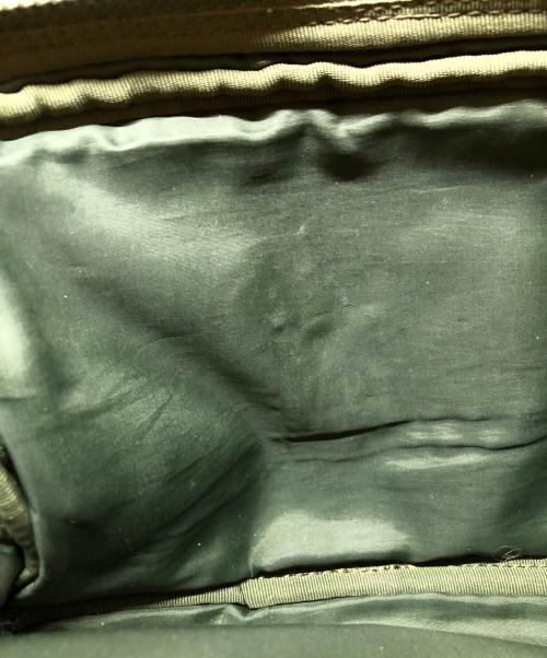 TOGA PULLA（トーガ プルラ）TOGA PULLA (トーガ プルラ) PORTER (ポーター) BELT BAG カーキの古着・服飾アイテム