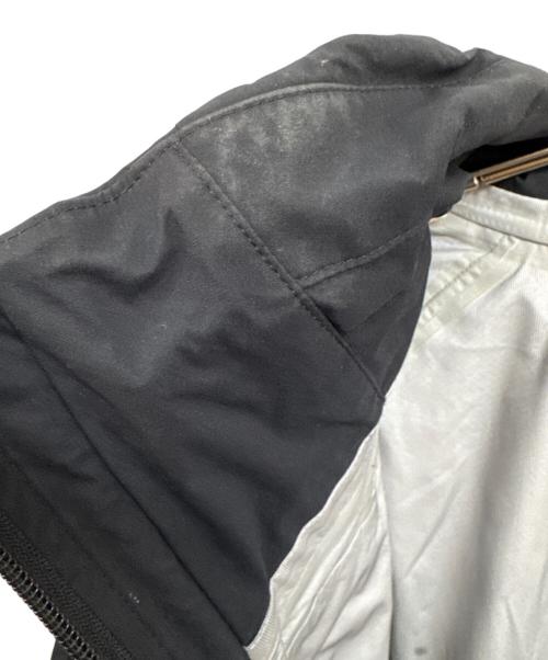 DESCENTE ALLTERRAIN（デザイント オルテライン）DESCENTE ALLTERRAIN (デザイント オルテライン) FLOATECH 3L HARD SHELL JACKET ブラック サイズ:Sの古着・服飾アイテム