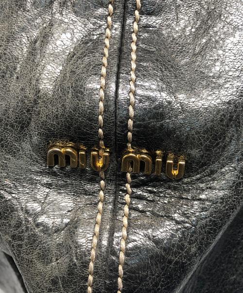 MIU MIU（ミュウミュウ）MIU MIU (ミュウミュウ) シャーリングレザートートバッグ ブラックの古着・服飾アイテム