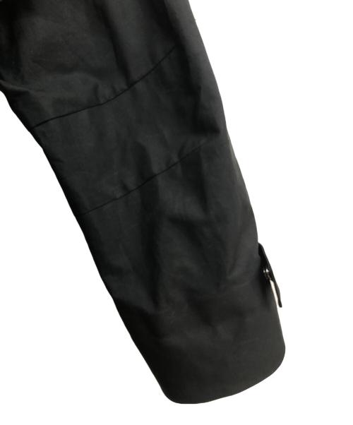 Ferragamo（フェラガモ）Ferragamo (フェラガモ) ハイネックベルトウエストコート ブラック サイズ:40の古着・服飾アイテム